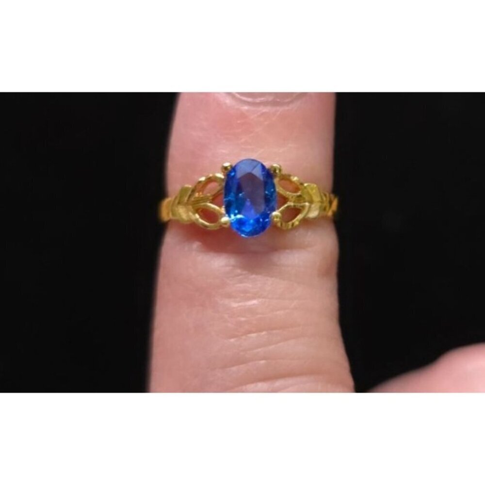 18K Gold Plated Blue Gemstone Ring Size 2 Dainty Elegant Leaf Design - Picture 7 of 7